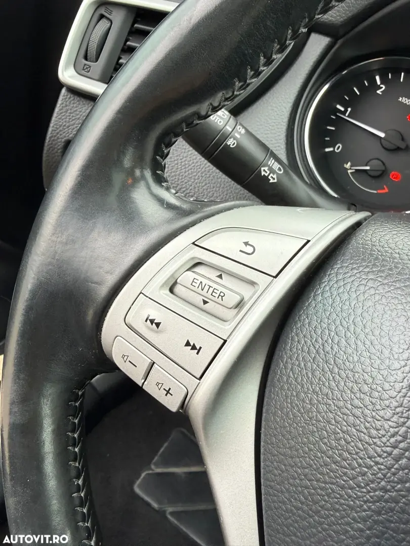 Nissan Qashqai 1.5 DCI N-Connecta