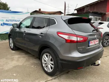 Nissan Qashqai 1.5 DCI N-Connecta