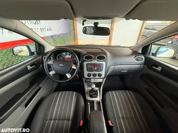 Ford Focus 1.4 16V Trend