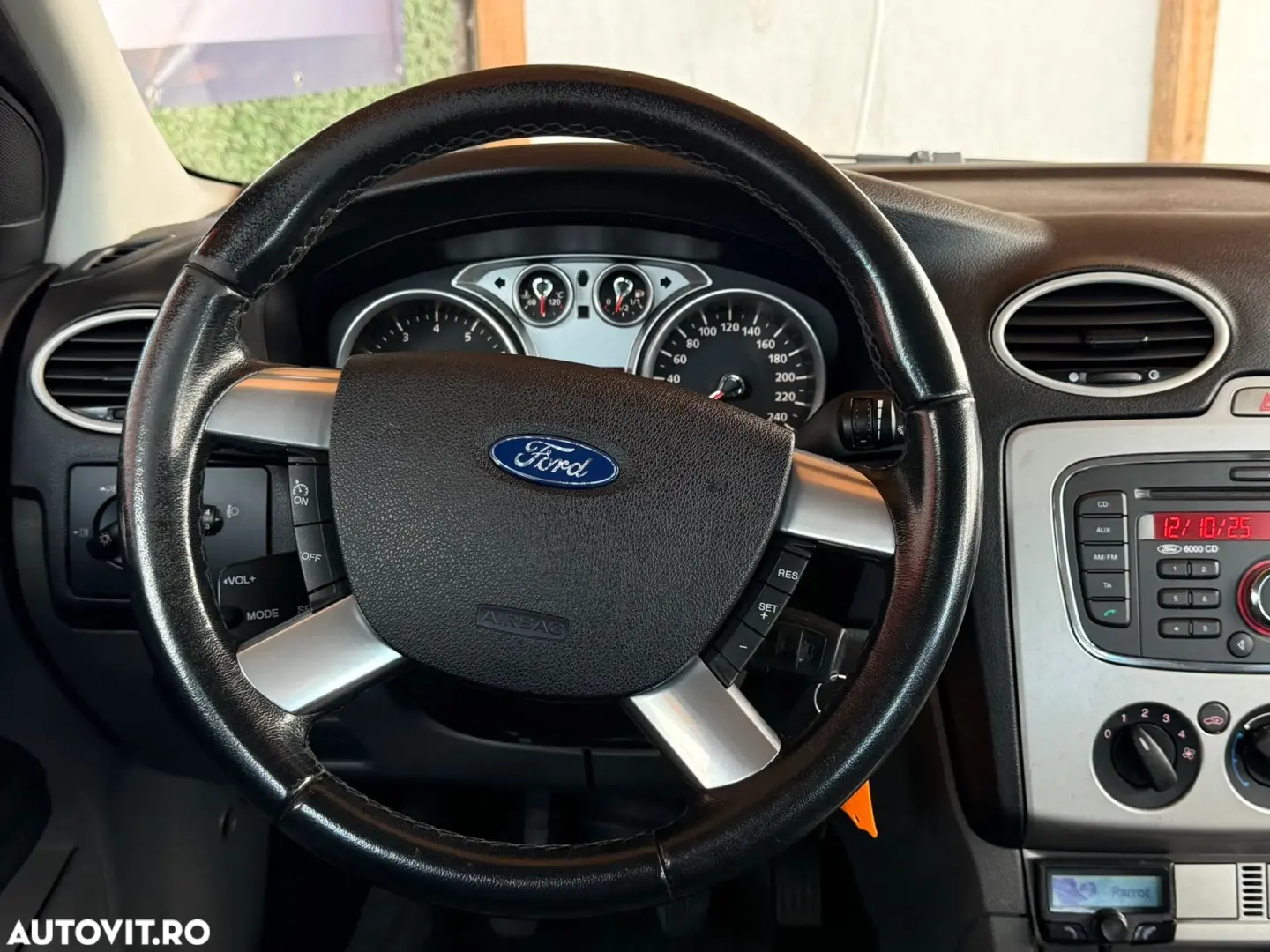 Ford Focus 1.4 16V Trend