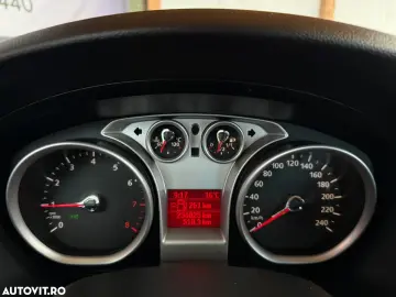 Ford Focus 1.4 16V Trend