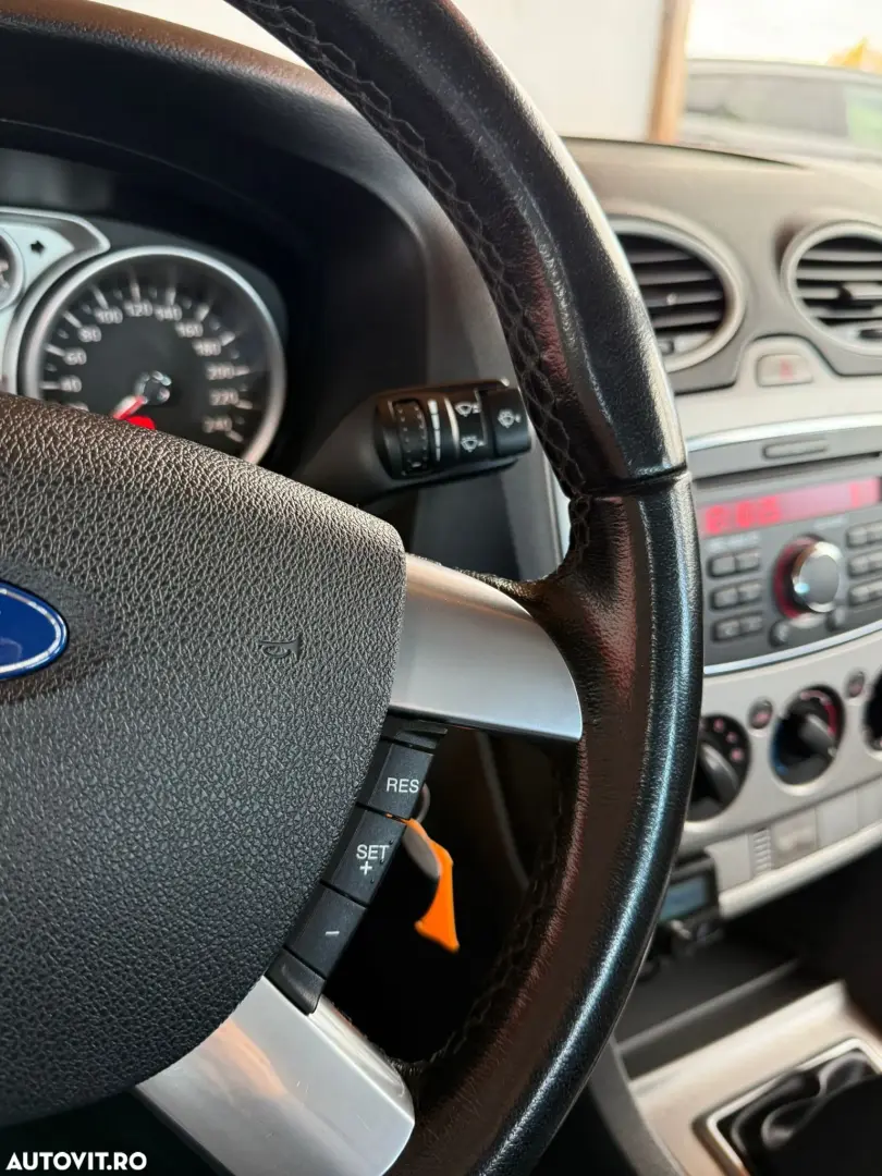 Ford Focus 1.4 16V Trend