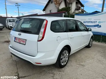 Ford Focus 1.4 16V Trend