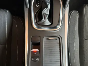 Renault Megane ENERGY dCi 110 EDC LIMITED