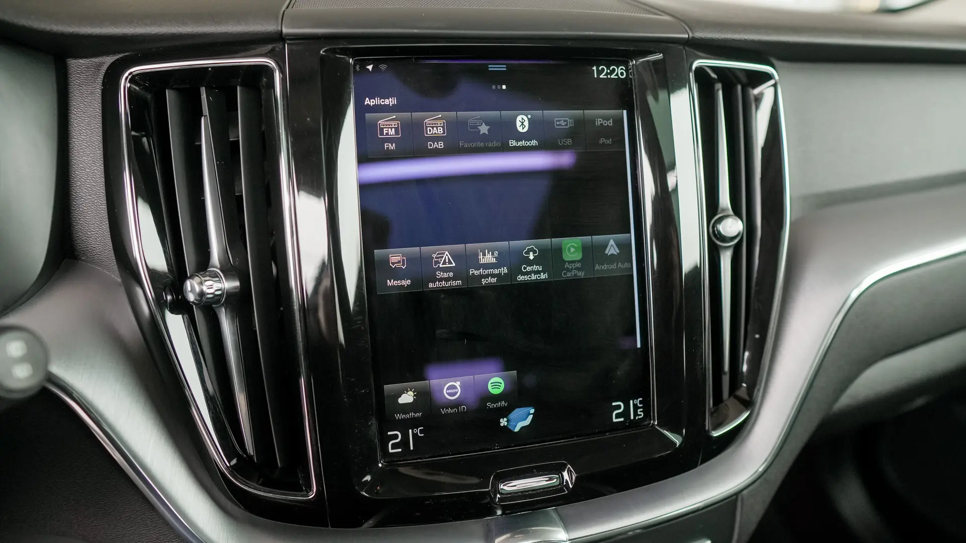 VOLVO XC60 T6 PLUG-IN AWD