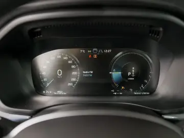 VOLVO XC60 T6 PLUG-IN AWD