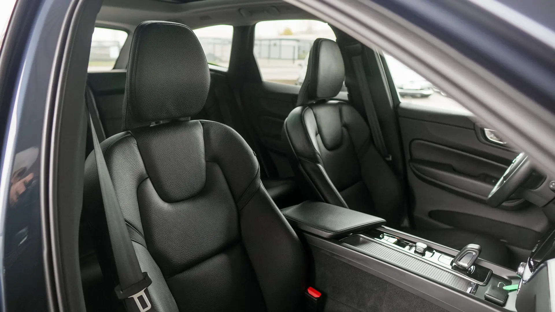 VOLVO XC60 T6 PLUG-IN AWD