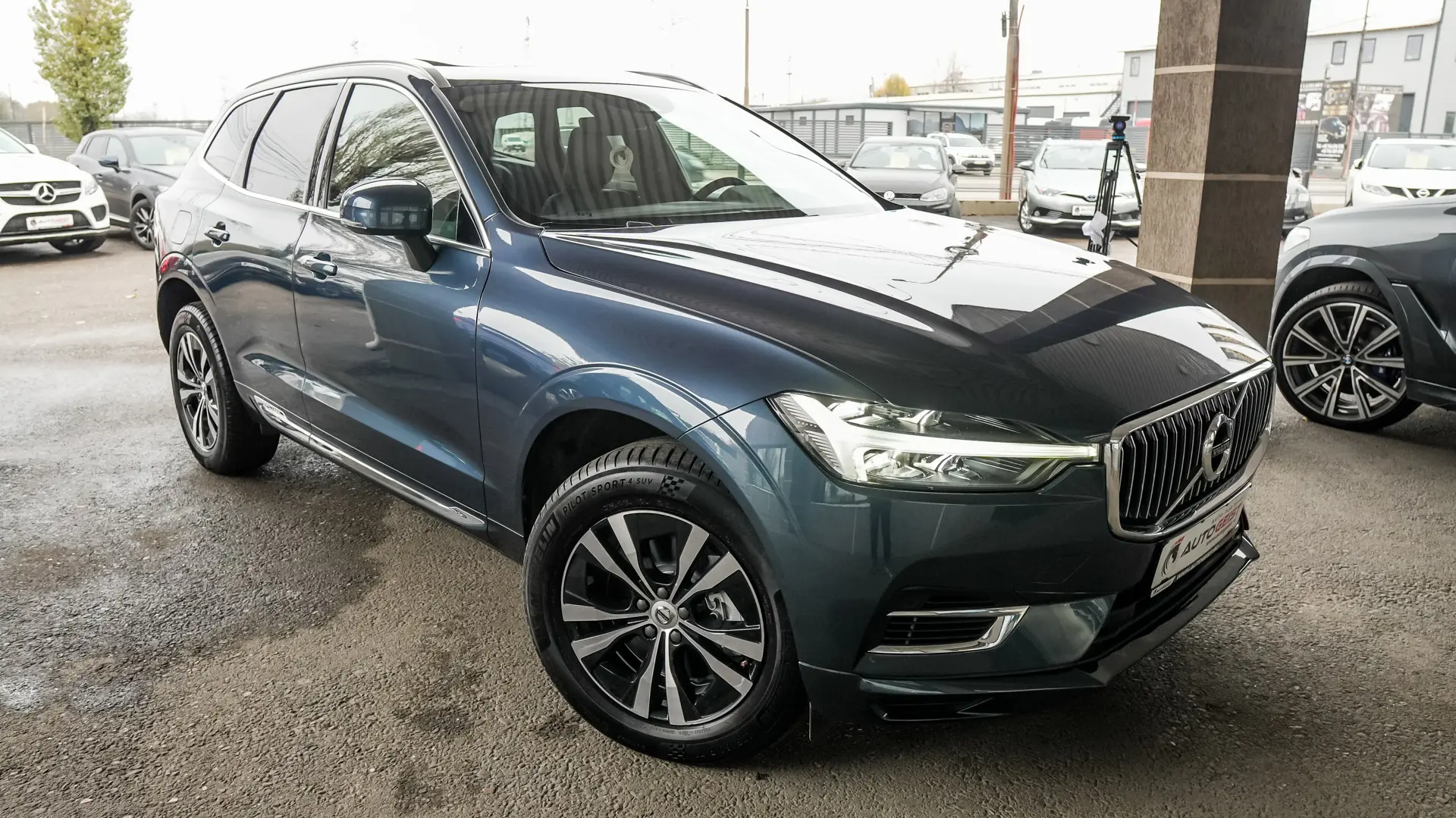 VOLVO XC60 T6 PLUG-IN AWD