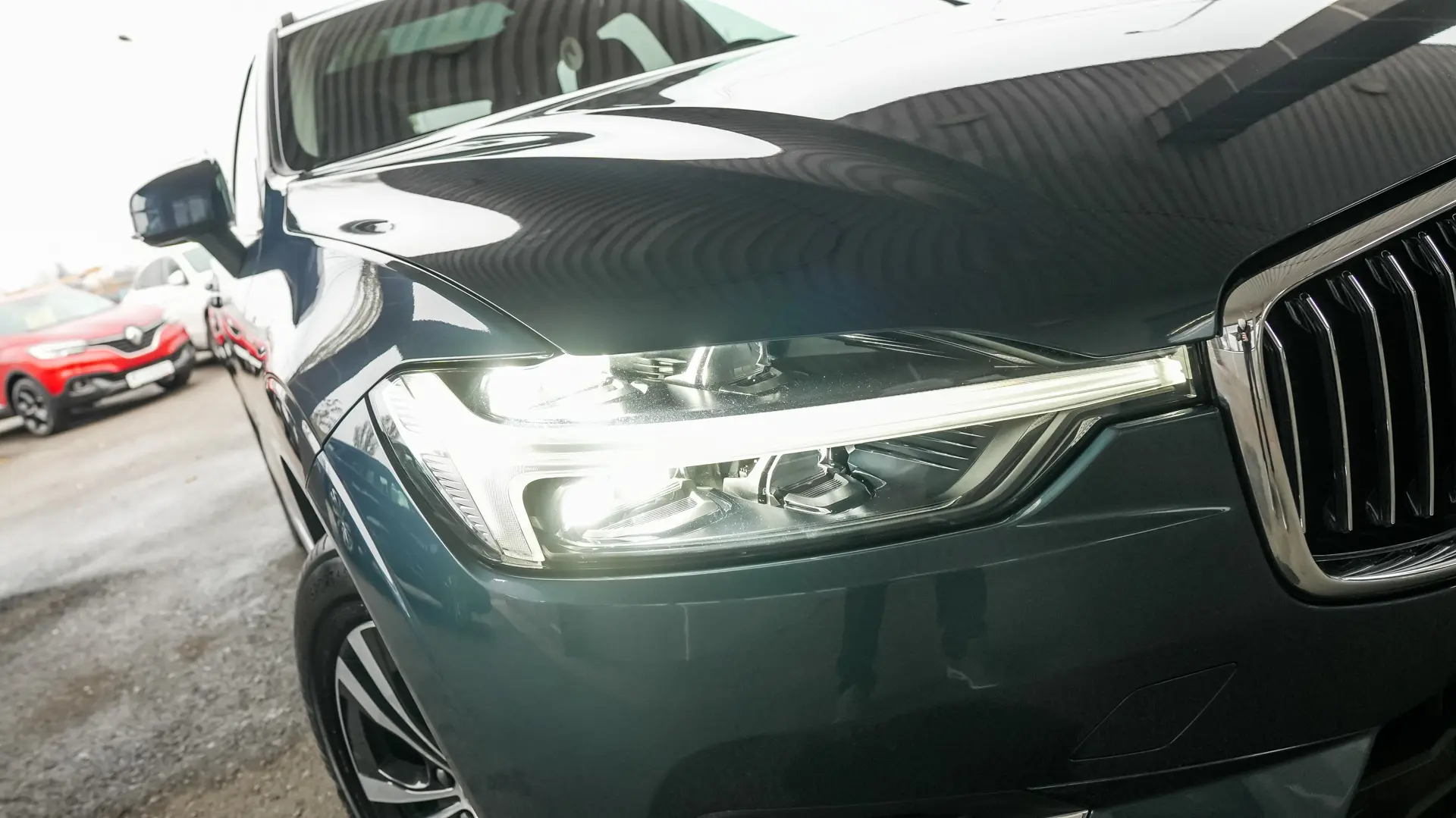 VOLVO XC60 T6 PLUG-IN AWD