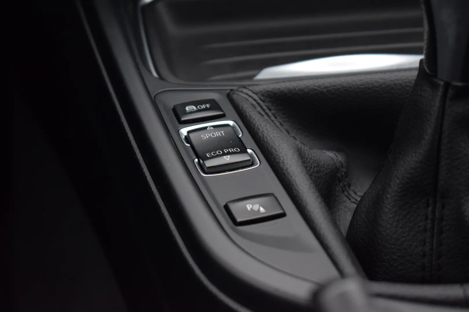 BMW F30 Seria 3 318D Sedan