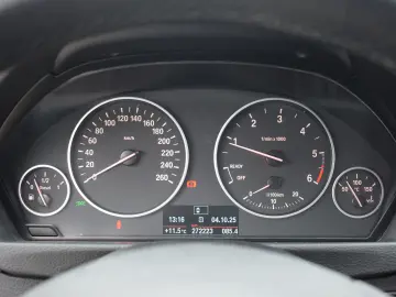 BMW F30 Seria 3 318D Sedan