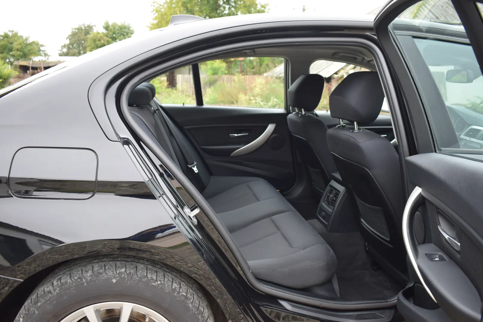 BMW F30 Seria 3 318D Sedan