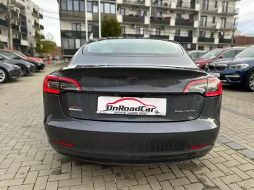 Tesla Model 3 Long Range AWD Dual Motor