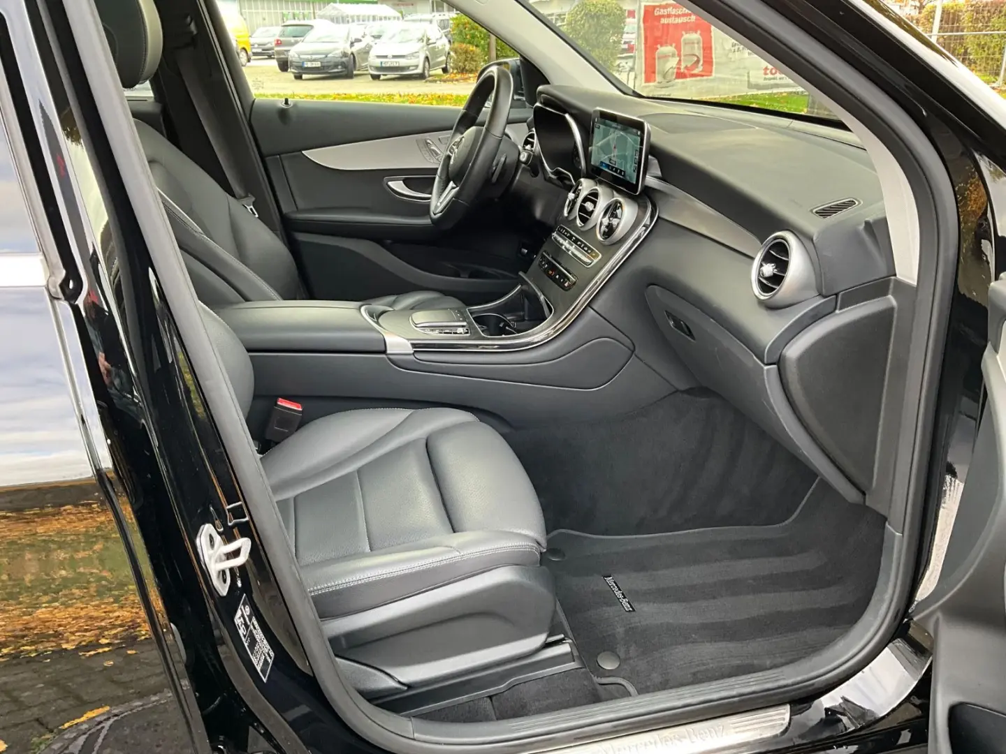 GLC 300e 4Matic Panoramadach 1.Hand