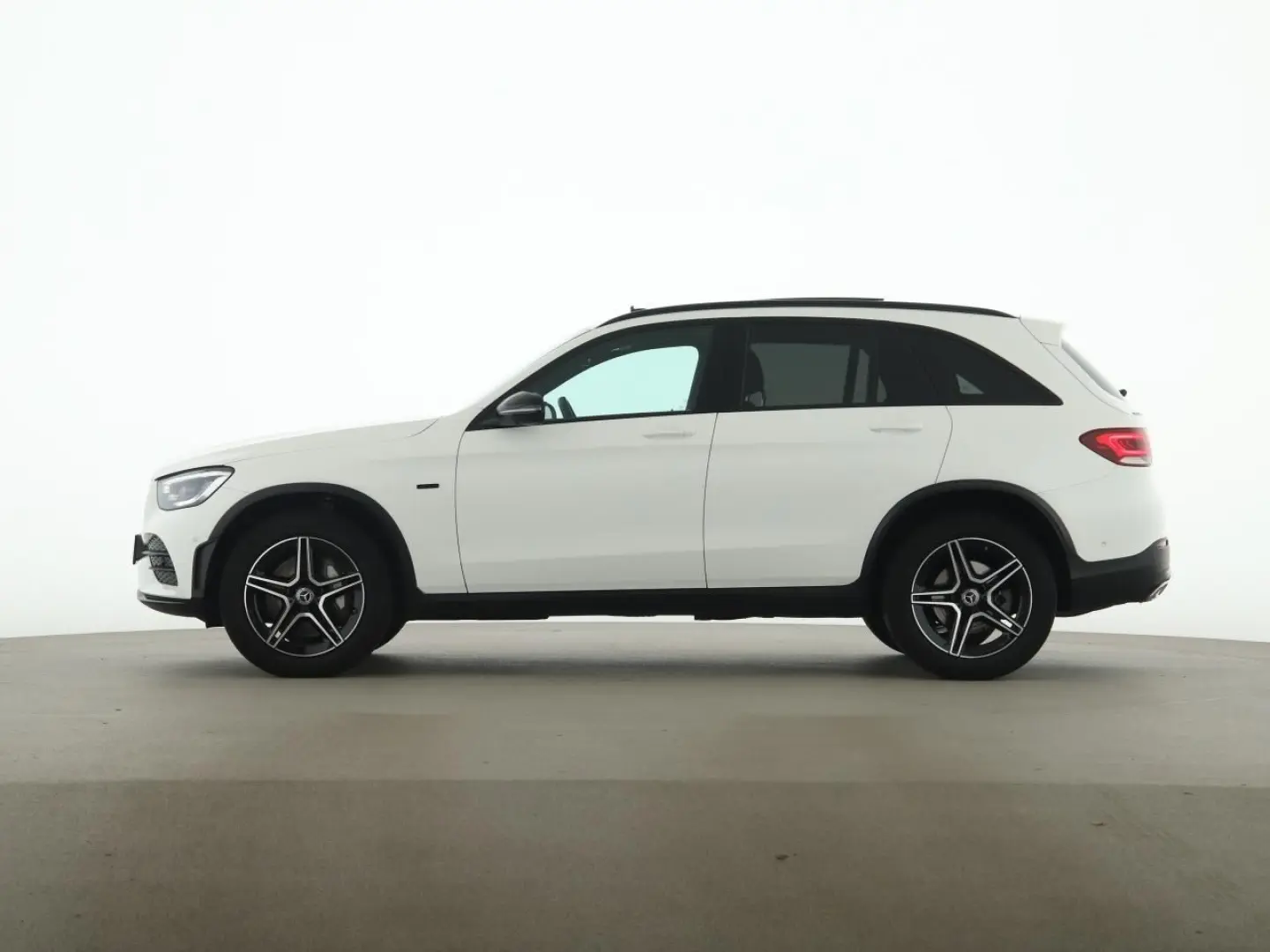 GLC 300 e 4M AMG Night Pano AHK Memory LED 360