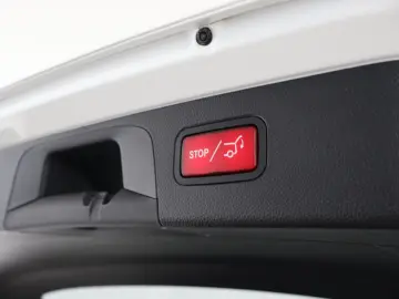 GLC 300 e 4M AMG Night Pano AHK Memory LED 360