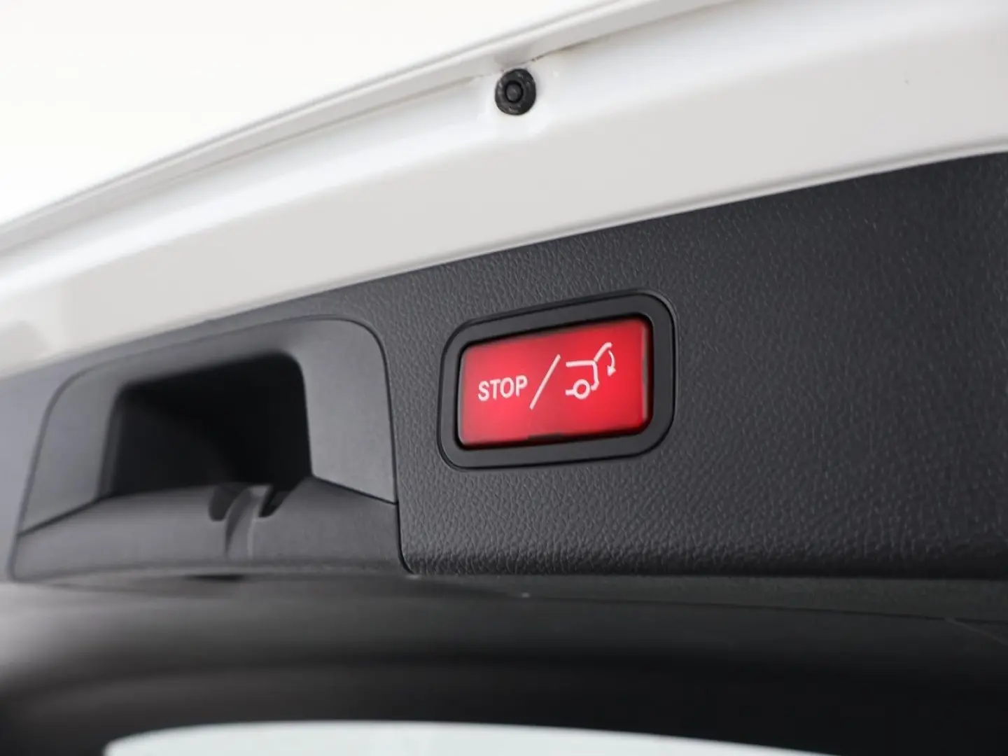 GLC 300 e 4M AMG Night Pano AHK Memory LED 360