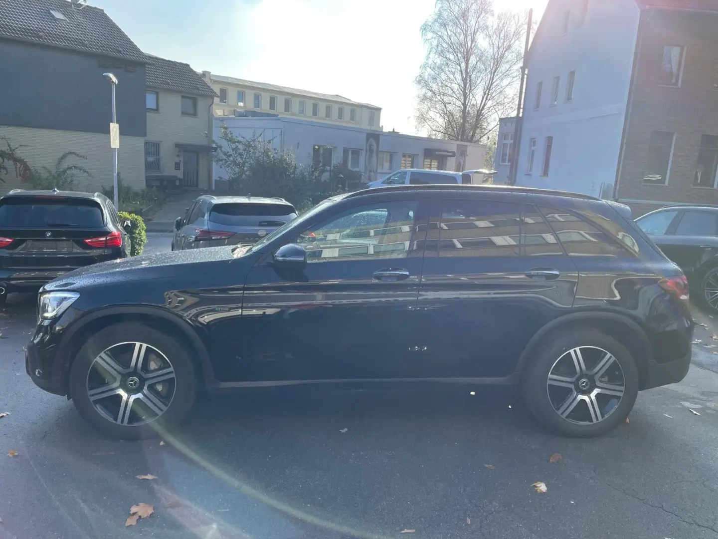 GLC 300e 4M Panorama Airmatic Keyless ACC AHK 21