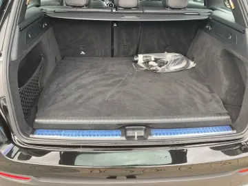 GLC 300 de 4M AMG MBUX digCock Dist AHK Pan Burm