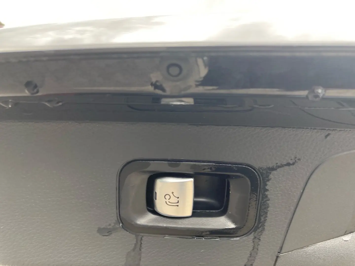 GLC 300 de 4M AMG MBUX digCock Dist AHK Pan Burm