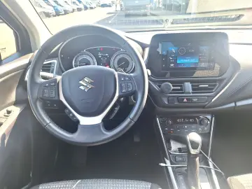 Suzuki S-Cross 1.5 HEV Passion