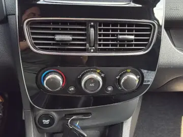 Renault Clio Estate TCe Zen