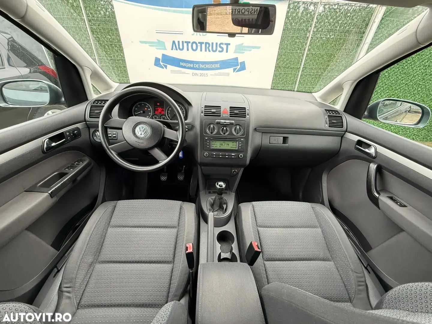 Volkswagen Touran 1.6 FSI Trendline