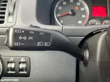 Volkswagen Touran 1.6 FSI Trendline