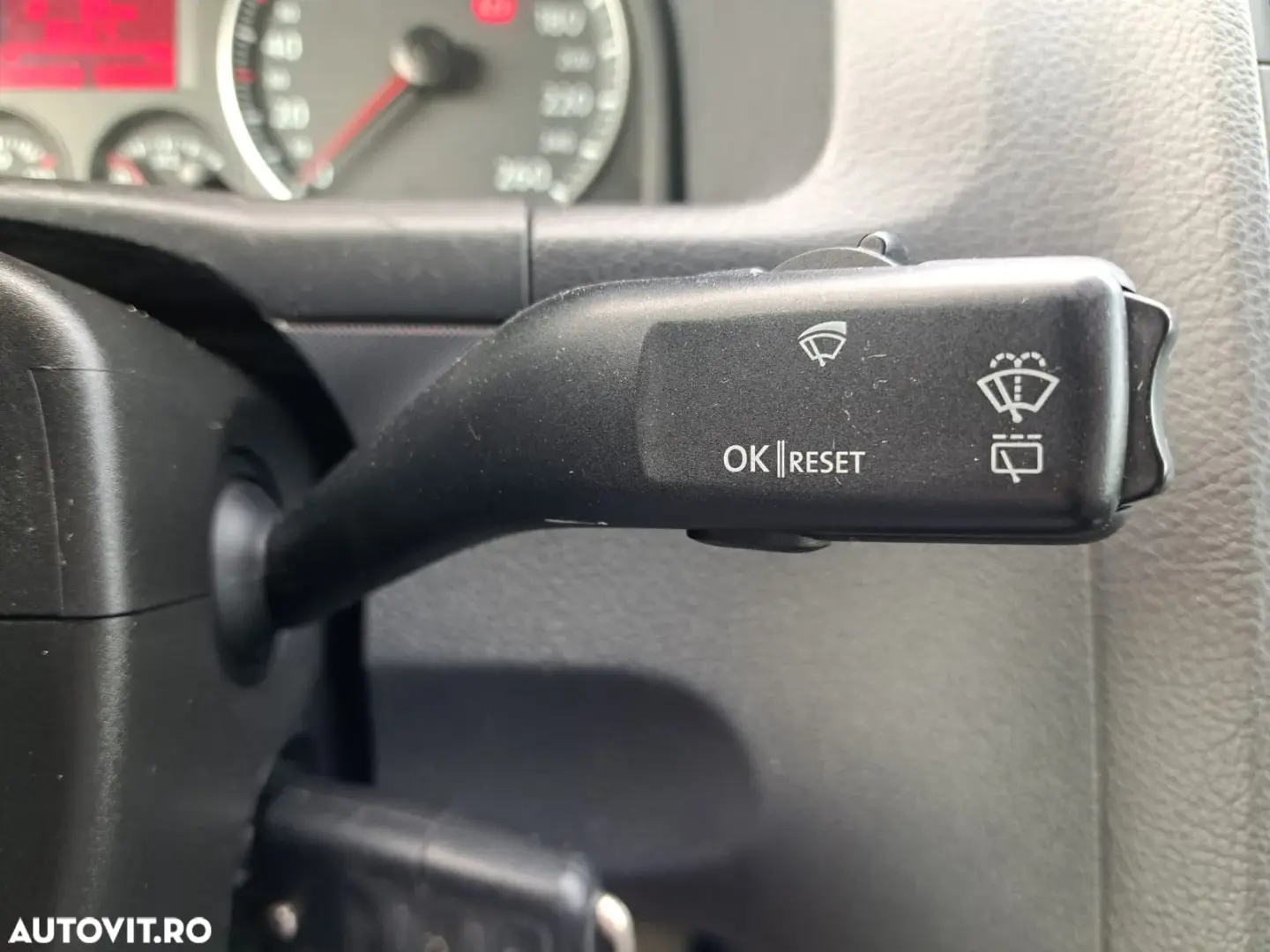 Volkswagen Touran 1.6 FSI Trendline