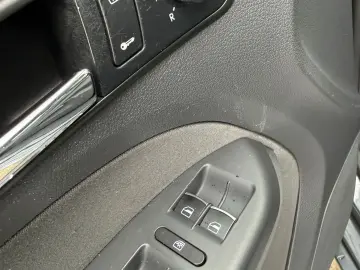 Volkswagen Touran 1.6 FSI Trendline