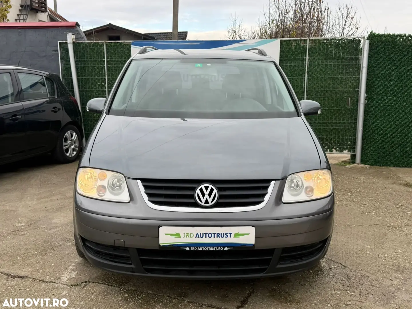 Volkswagen Touran 1.6 FSI Trendline
