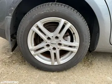 Volkswagen Touran 1.6 FSI Trendline