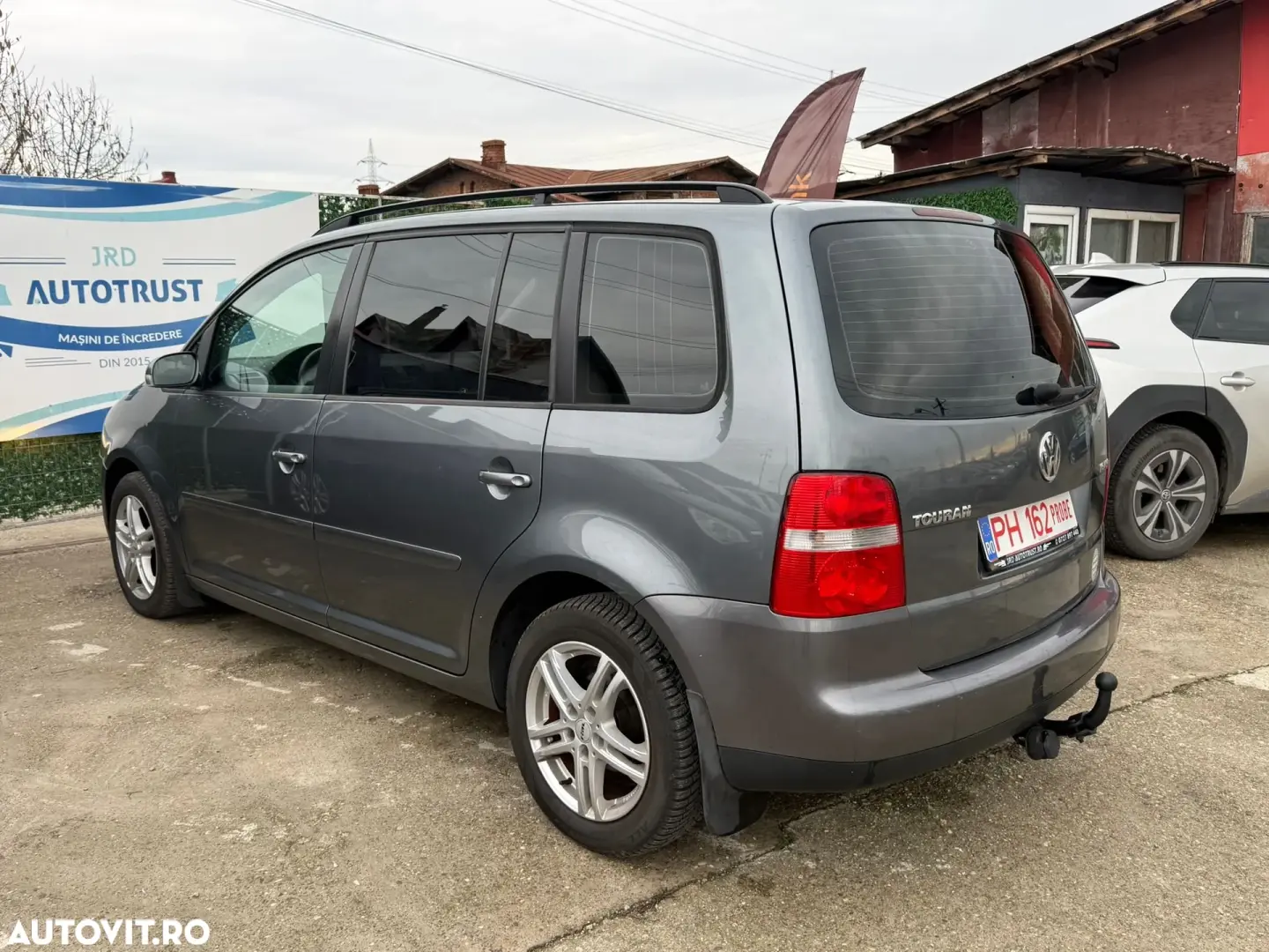 Volkswagen Touran 1.6 FSI Trendline
