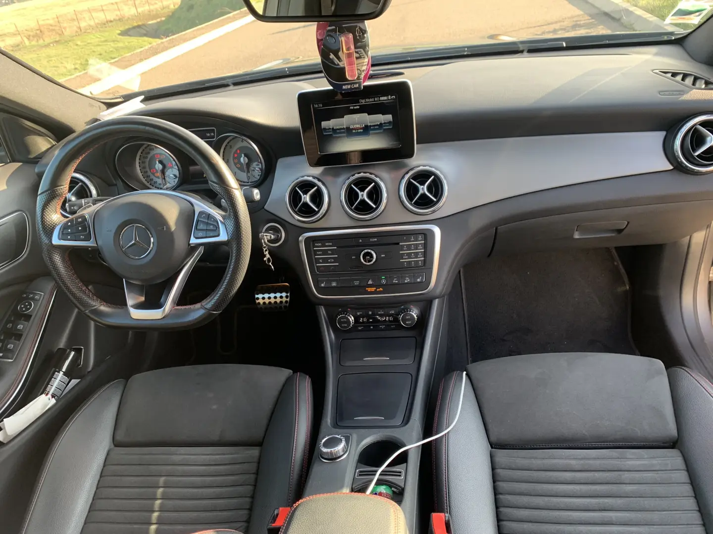 Mercedes-Benz GLA 220 d 4Matic 7G-DCT AMG Line