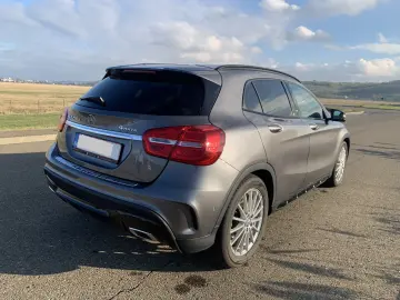 Mercedes-Benz GLA 220 d 4Matic 7G-DCT AMG Line