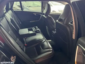 Volvo V60 D6 Plug-In-Hybrid AWD Geartronic Summum