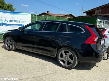 Volvo V60 D6 Plug-In-Hybrid AWD Geartronic Summum