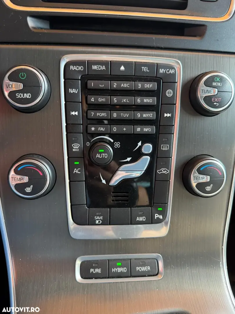 Volvo V60 D6 Plug-In-Hybrid AWD Geartronic Summum