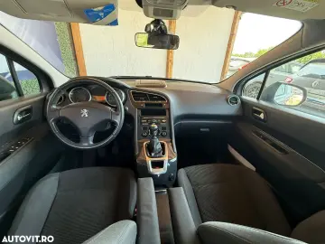 Peugeot 5008 HDI 115 Active