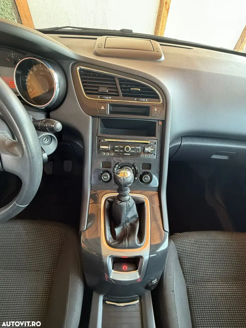 Peugeot 5008 HDI 115 Active