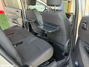 Peugeot 5008 HDI 115 Active