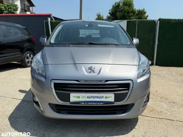 Peugeot 5008 HDI 115 Active