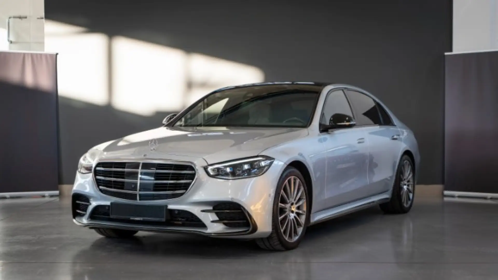 Mercedes-Benz S 500 4MATIC L Hinten  360  Kamera