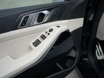 BMW X5 xDrive 30d M Sport PANO HuD 360  LED