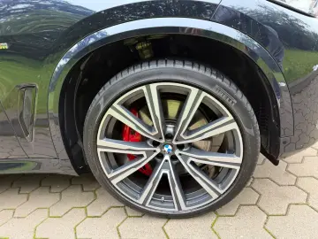 BMW X5 M50i SOFT-HUD-LED-LEDER-PANO