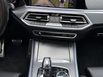 BMW X5 M50i SOFT-HUD-LED-LEDER-PANO