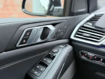 BMW X5 M50i SOFT-HUD-LED-LEDER-PANO