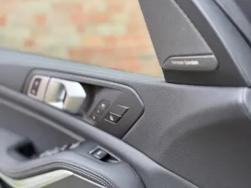 BMW X5 M50i SOFT-HUD-LED-LEDER-PANO