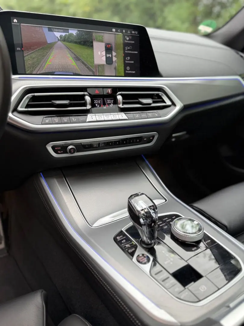 BMW X5 M50i SOFT-HUD-LED-LEDER-PANO