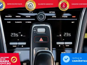 Porsche Panamera 4 E-Hybrid